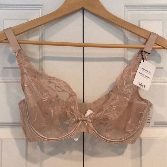 Aubade Triangle Plunge Lace Bra in Skin - Picture 3 of 7